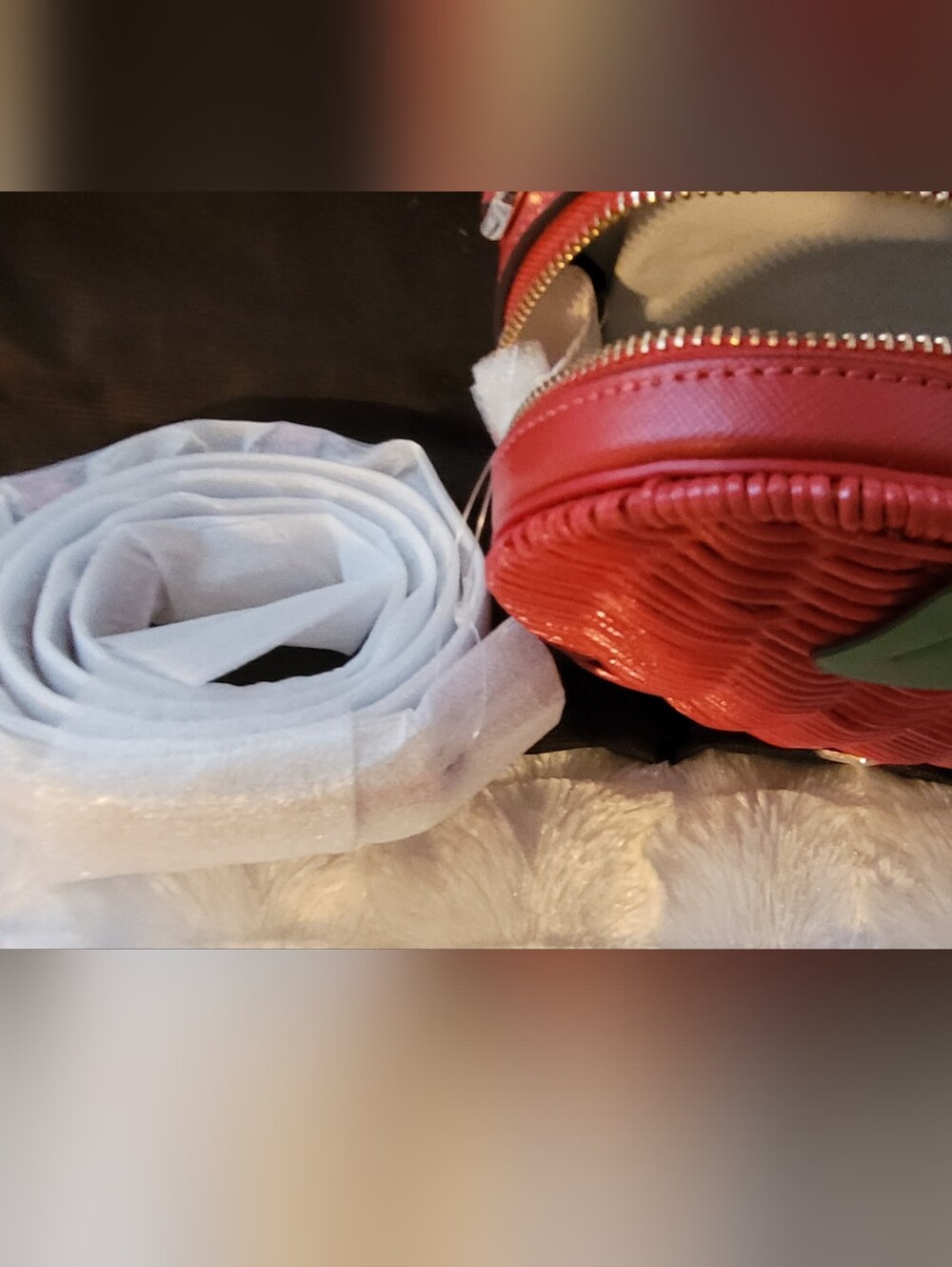 Kate Spade Honeycrisp Apple NWT - Picture 11 of 16